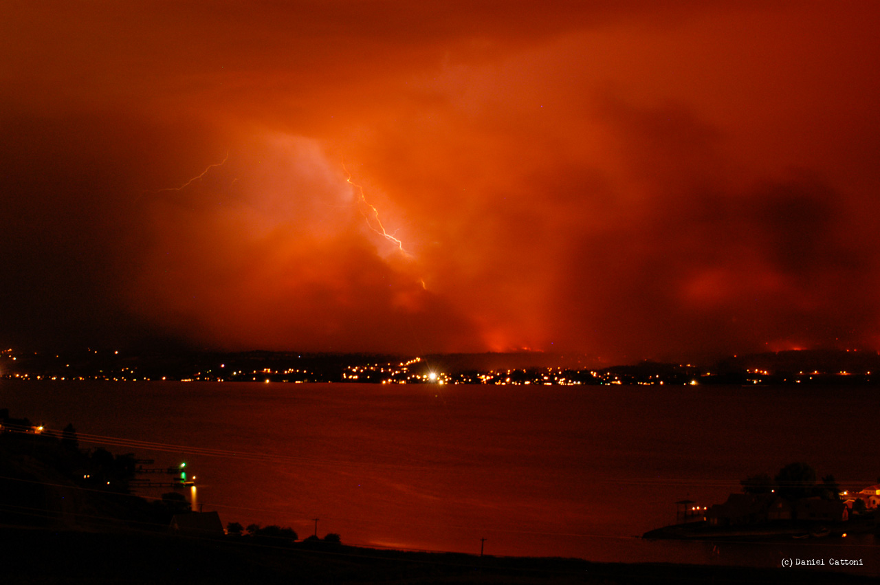 August 22nd, 2003 - 19:56 PST The fire caused so much heat and updraft that it created its own weather system resulting in some spectacular lightning over Kelowna.